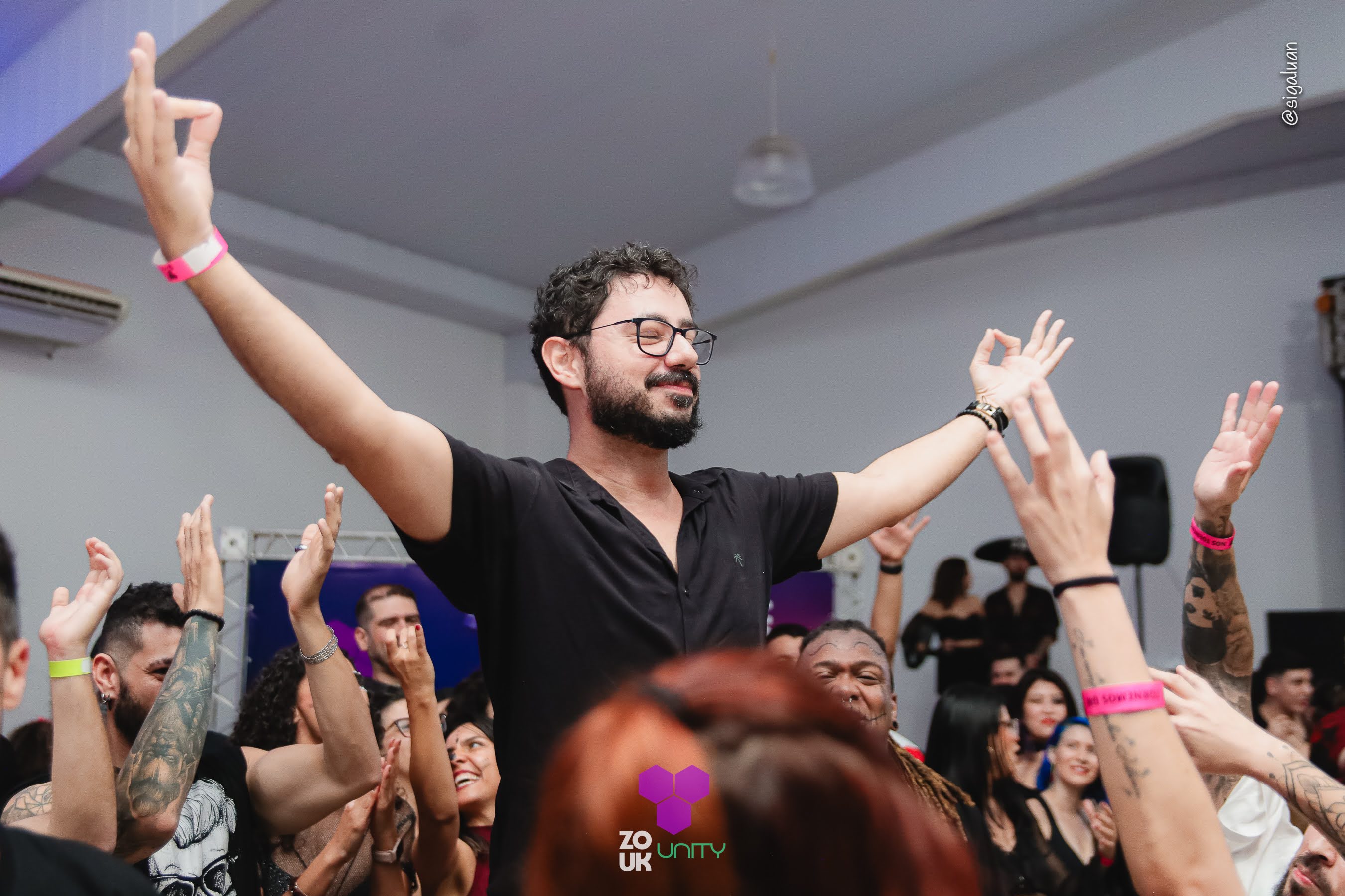 Dj Zen Eyer: Referência Mundial Em Zouk Levando A Dança Brasileira Aos Cinco Continentes